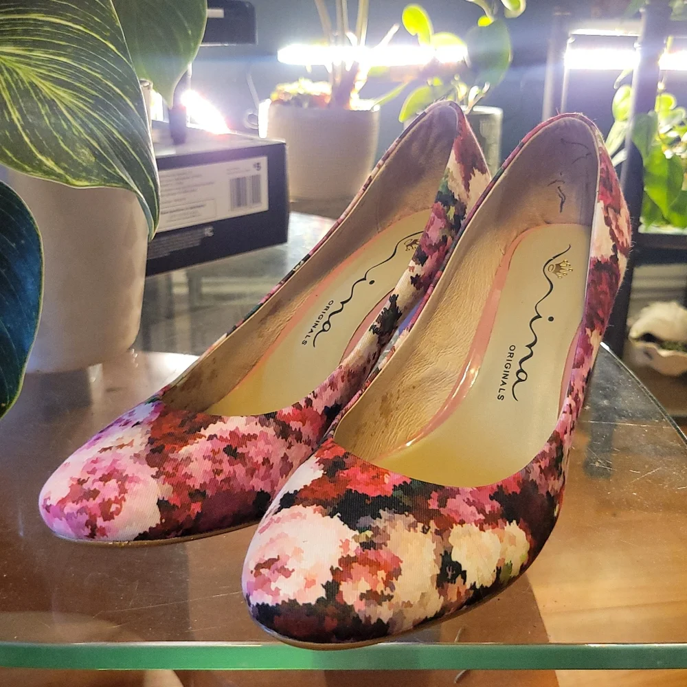 Nina Floral Block Heel Women's Shoes Sz.9 Great For EASTER